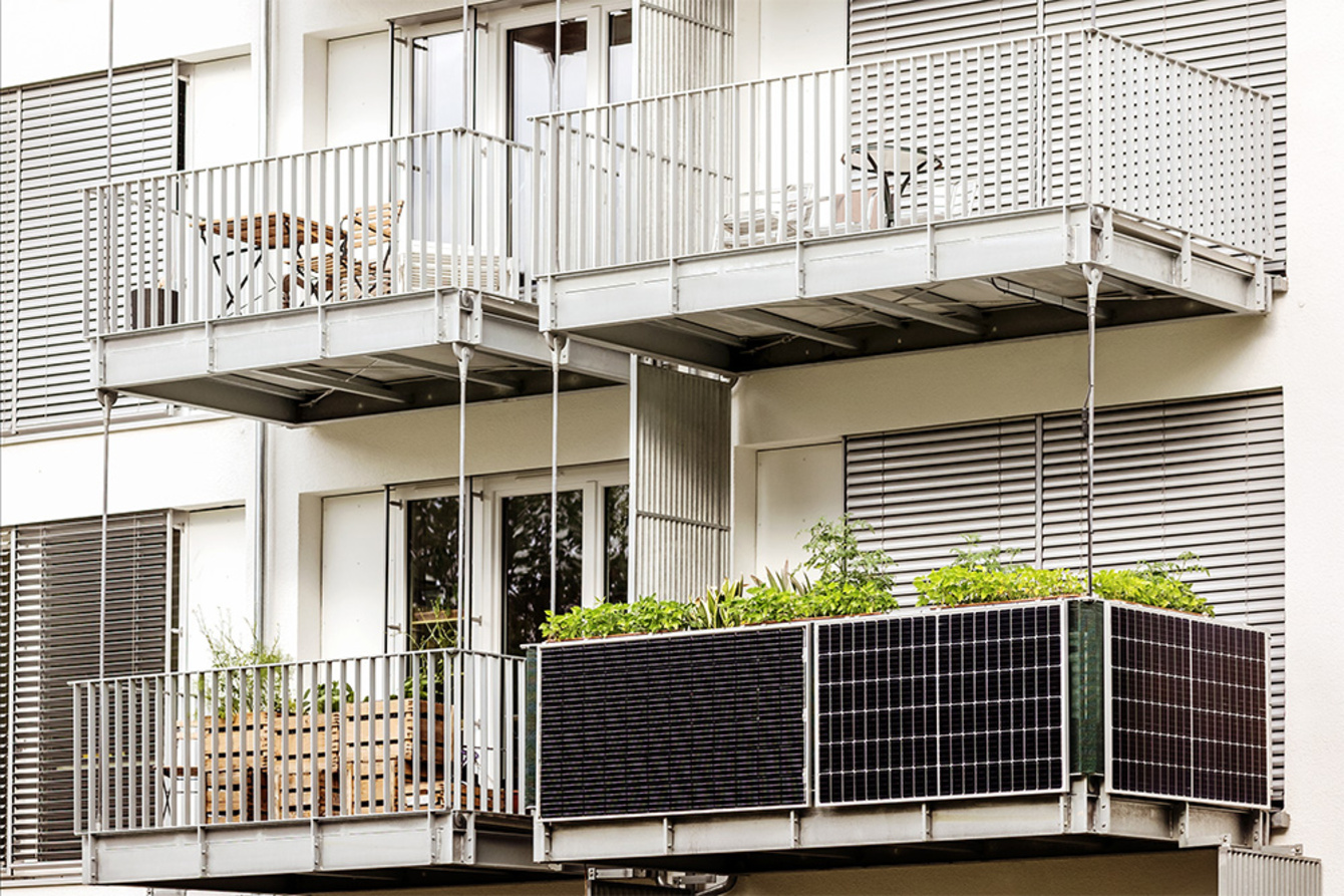 Balkon&shy;kraftwerk bei Elektro, IT, Sicherheitssysteme & Service Hoffmann Engelhardt GbR in Gotha