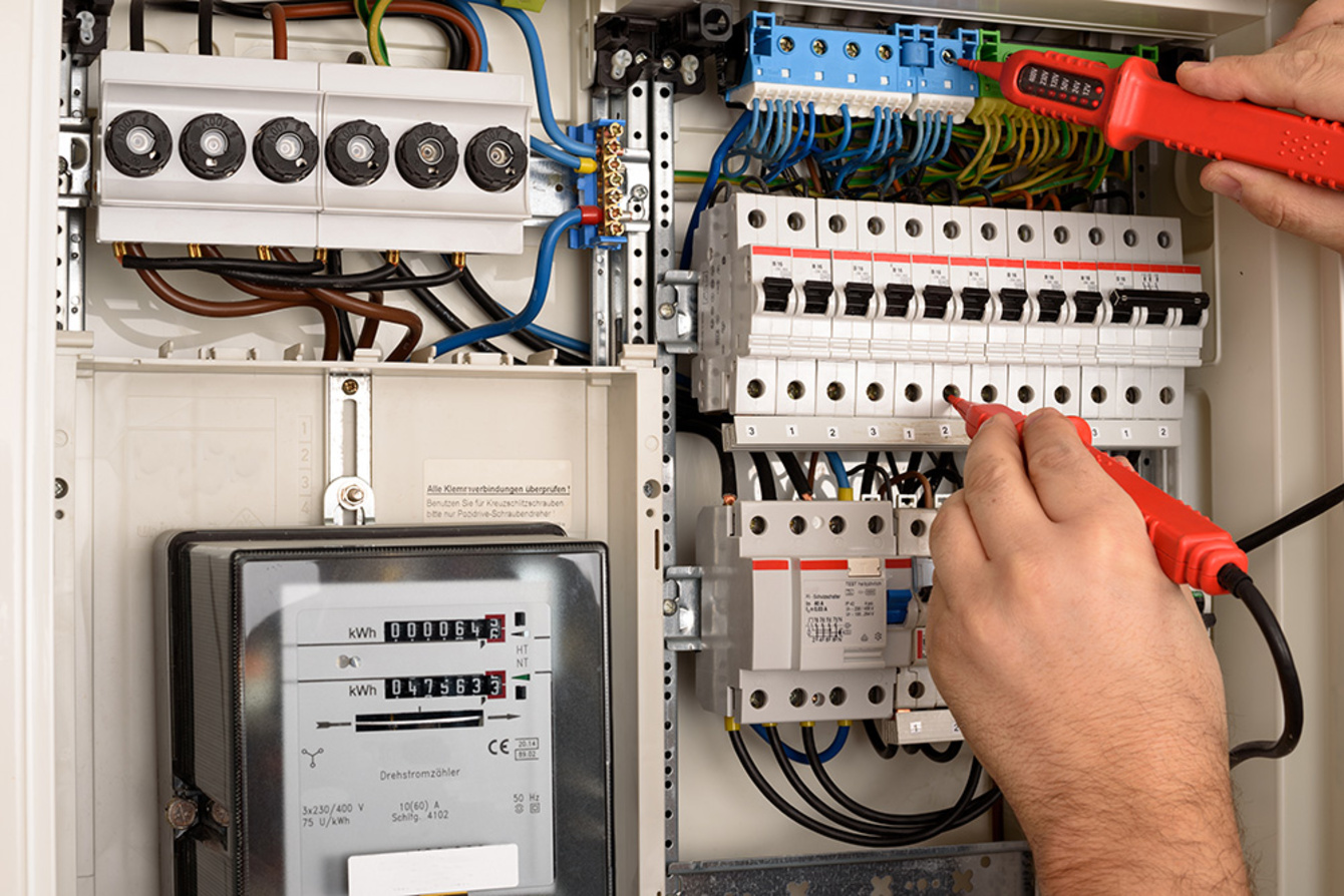 E-Check bei Elektro, IT, Sicherheitssysteme & Service Hoffmann Engelhardt GbR in Gotha