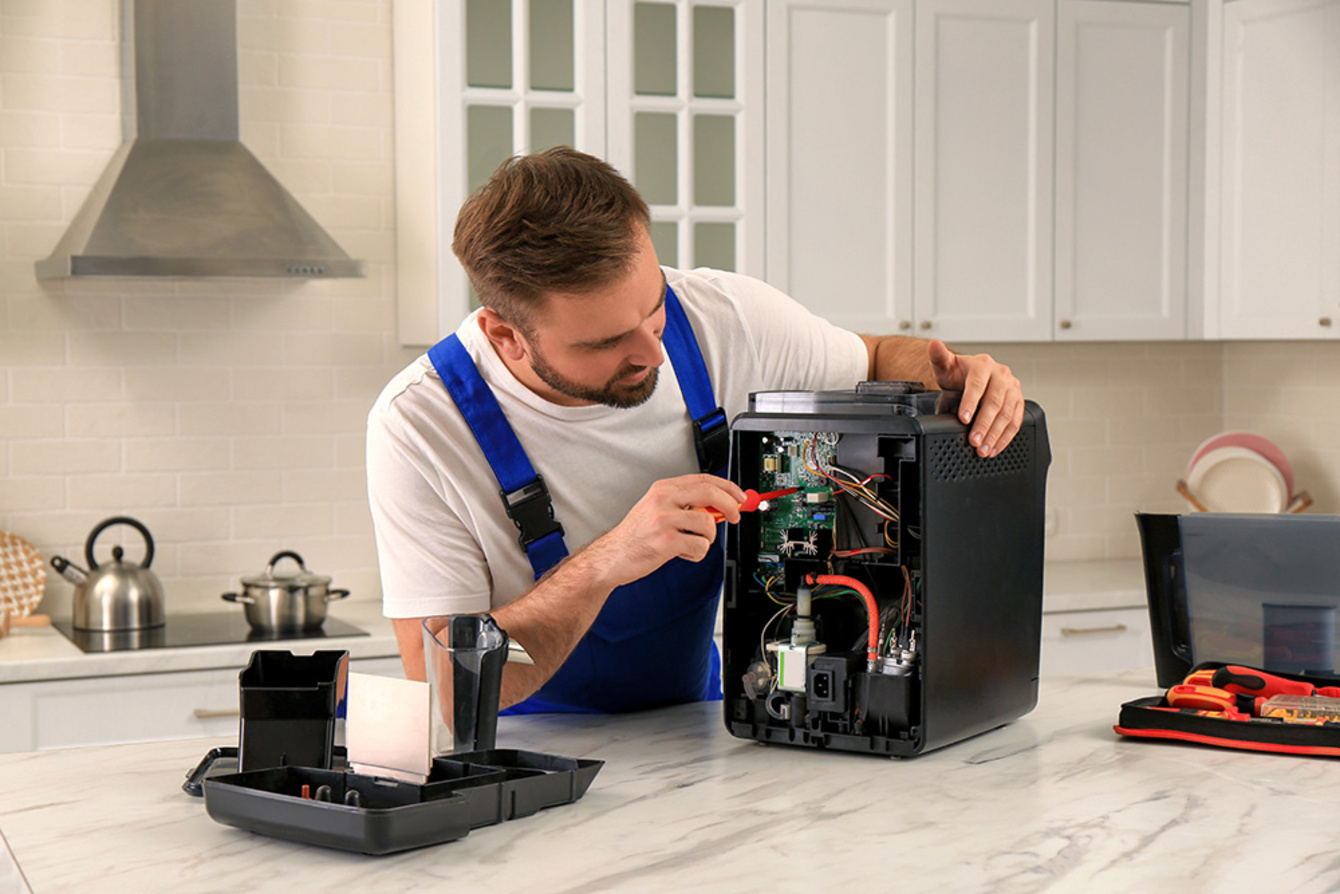 Kaffeevollautomaten-Service bei Elektro, IT, Sicherheitssysteme & Service Hoffmann Engelhardt GbR in Gotha