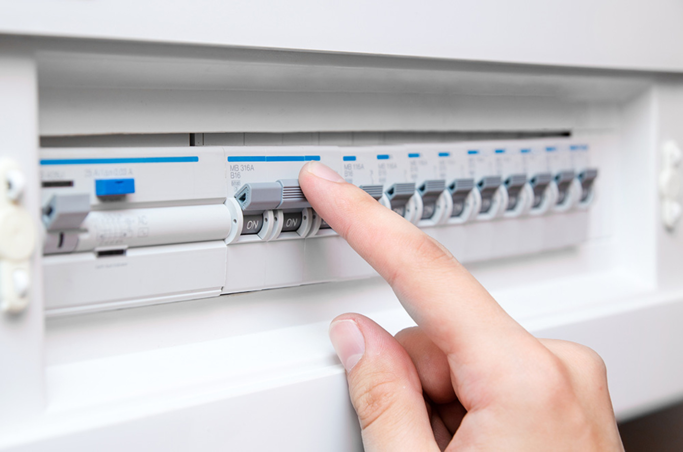 Schalt&shy;schrank&shy;bau bei Elektro, IT, Sicherheitssysteme & Service Hoffmann Engelhardt GbR in Gotha